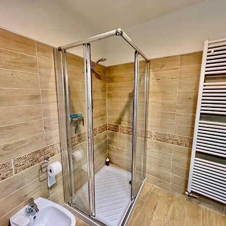 Apartment Two Bedroom Al Casello N. 2 Como